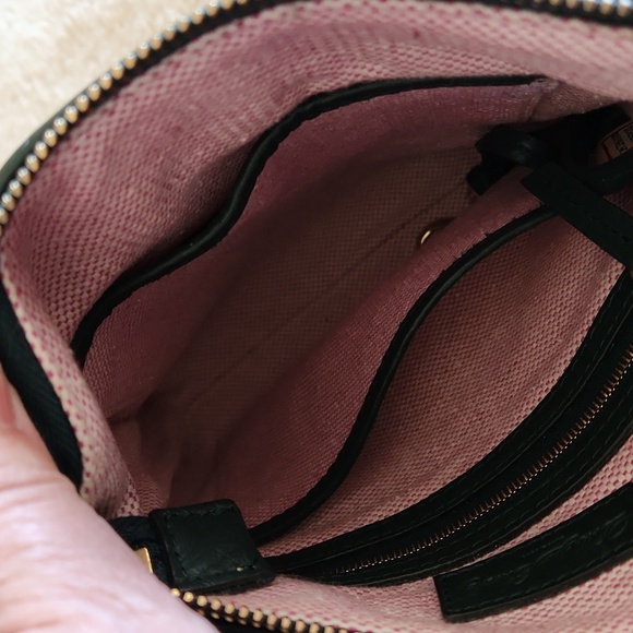 Beautiful NWOT Hunter Green Dooney & Bourke Letter Carrier & Wallet Set 🌲 - Picture 11 of 16